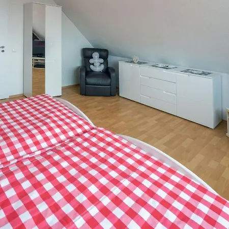 Jeannie Comfortable Holiday Semesterbostad